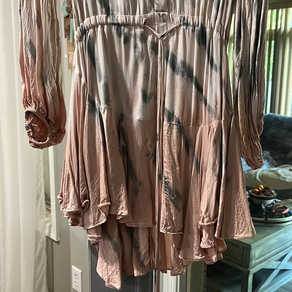 Dress - Picture 2 of 4